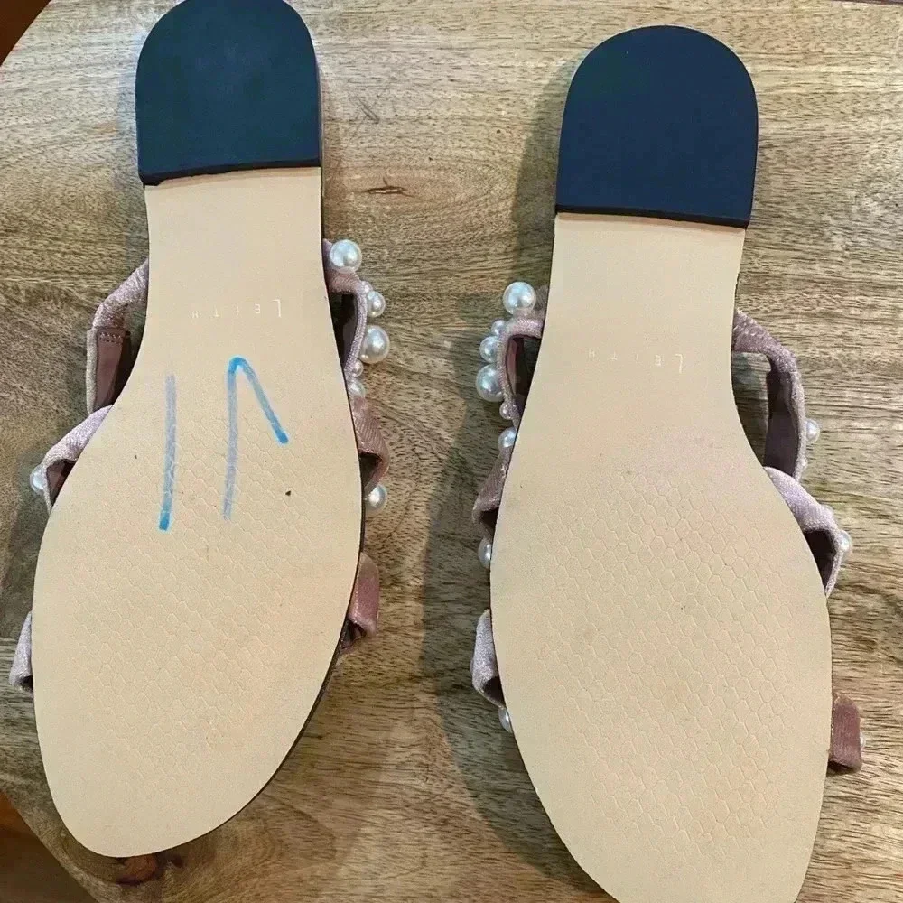Leith Pearl Slippers Sz 8.5